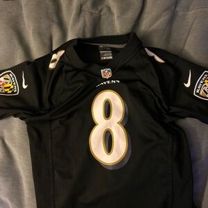 Used football jersey Lamar Jackson Baltimore Ravens.